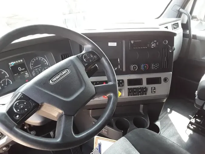 2019 FREIGHTLINER/MERCEDES CASCADIA