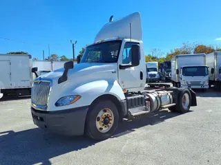 2021 NAVISTAR INTERNATIONAL LT625 DAYCAB S/A