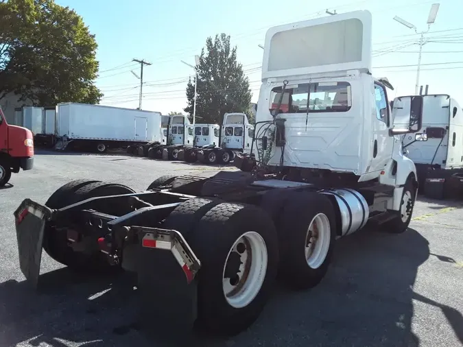 2018 NAVISTAR INTERNATIONAL LT625 DAYCAB T/A