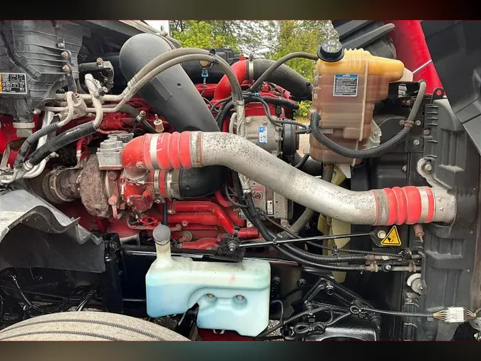 2021 INT LT625 6x4