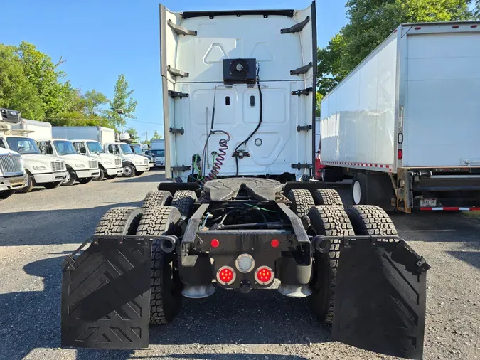 2019 FREIGHTLINER/MERCEDES CASCADIA 125