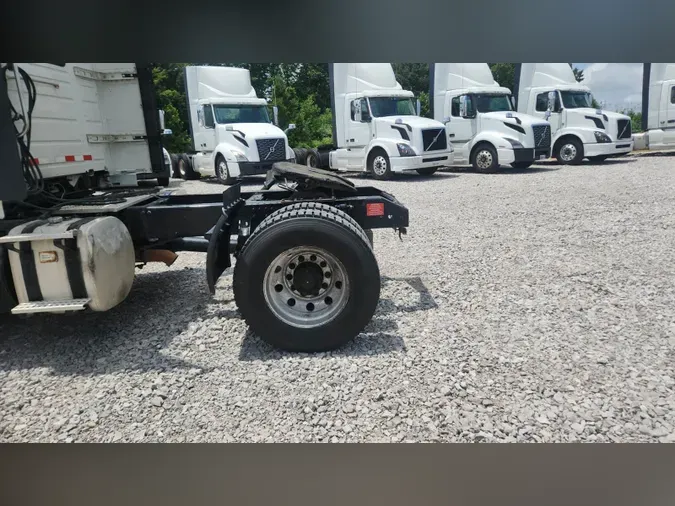 2019 Volvo VNL300