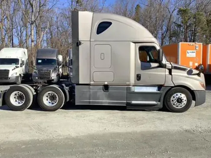 2020 Freightliner Cascadia