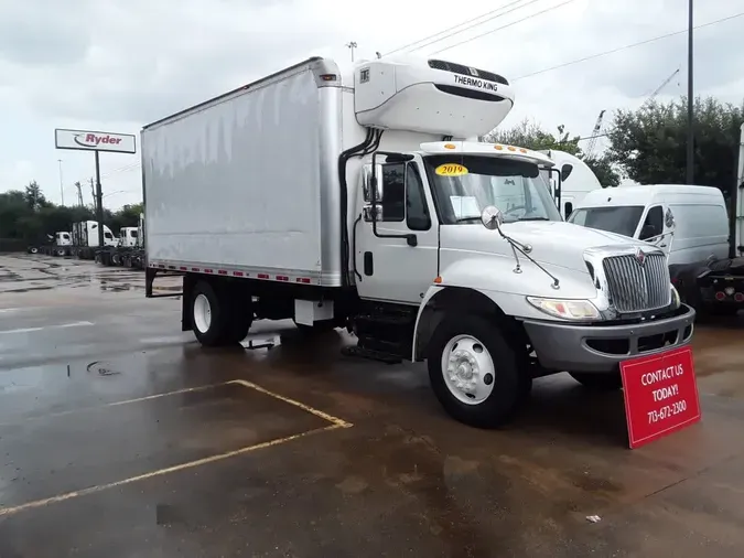 2019 NAVISTAR INTERNATIONAL 4300