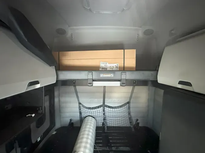 2020 Freightliner Cascadia