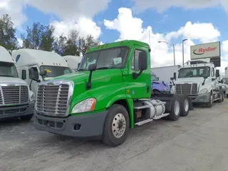 2016 FREIGHTLINER/MERCEDES CASCADIA 125