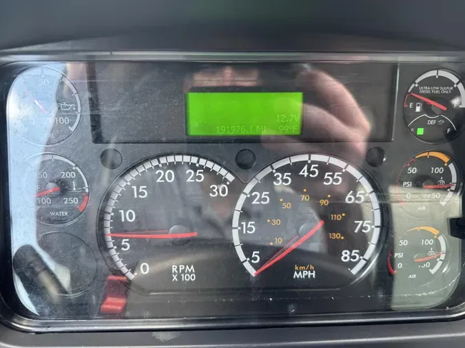 2020 Freightliner Business Class M2 106