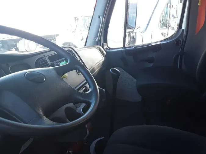 2016 FREIGHTLINER/MERCEDES M2 1063a4e552038fd2cada630102df5e891b2