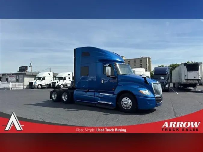 2020 INTERNATIONAL LT