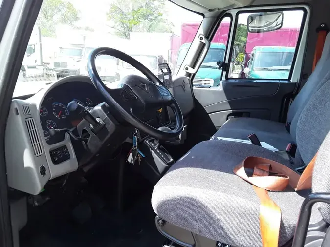 2017 NAVISTAR INTERNATIONAL 4300