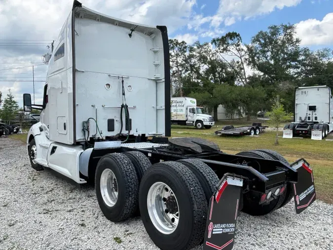 2022 Kenworth T680