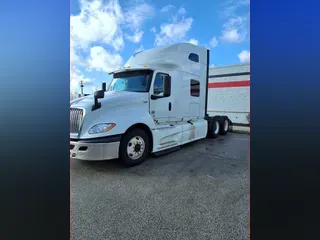 2020 NAVISTAR INTERNATIONAL LT625 SLPR CAB