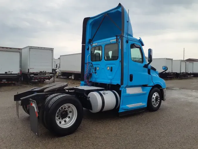 2020 FREIGHTLINER/MERCEDES NEW CASCADIA 1263a595ee337d223e6085387af2dae9b2c