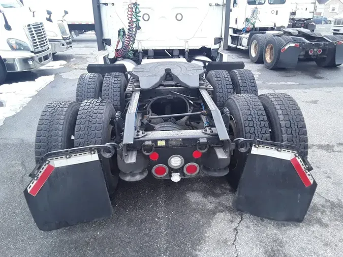 2021 FREIGHTLINER/MERCEDES NEW CASCADIA PX126643a5d18b71717a181deb634ee36cd9786