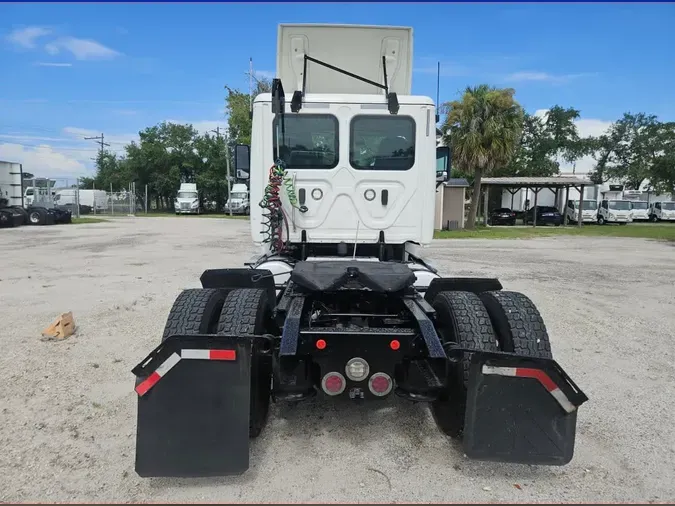 2018 FREIGHTLINER CASCADIA 125