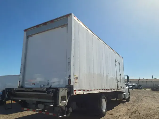 2016 FREIGHTLINER/MERCEDES M2 106