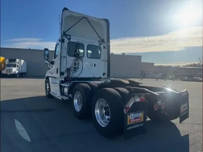 2019 Freightliner Cascadia