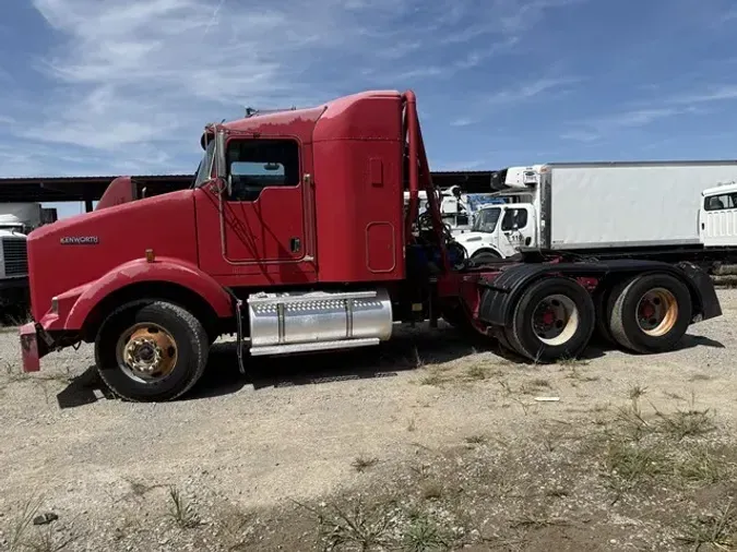 2011 KENWORTH T800