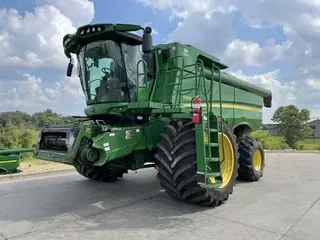 2013 John Deere S670