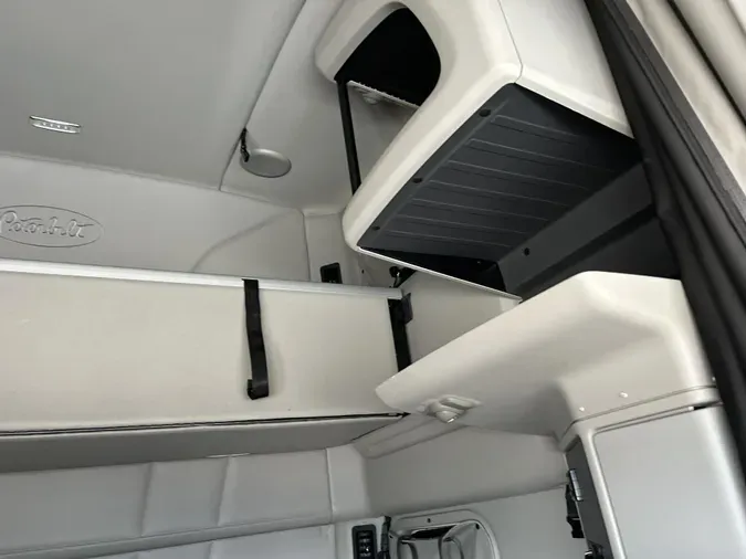 2021 Peterbilt 579