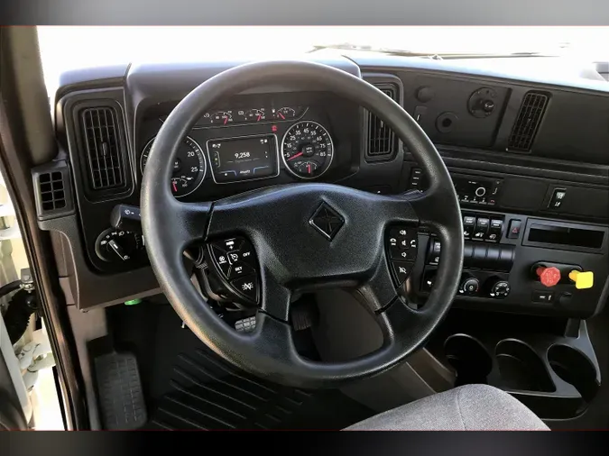2021 INT LT625 6x4