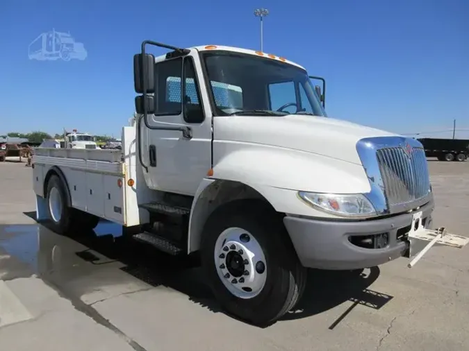 2018 INTERNATIONAL DURASTAR 4300