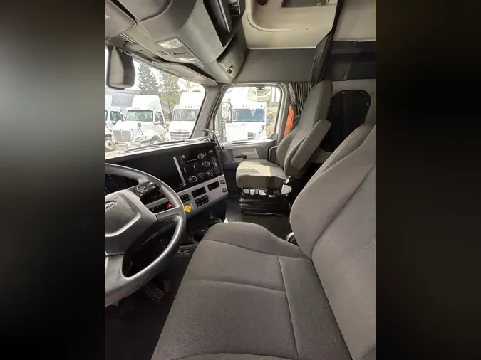 2020 FREIGHTLINER/MERCEDES NEW CASCADIA 116