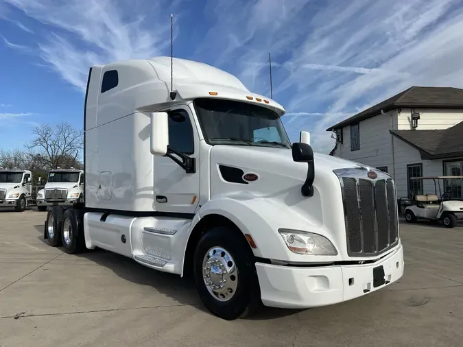 2022 Peterbilt 579