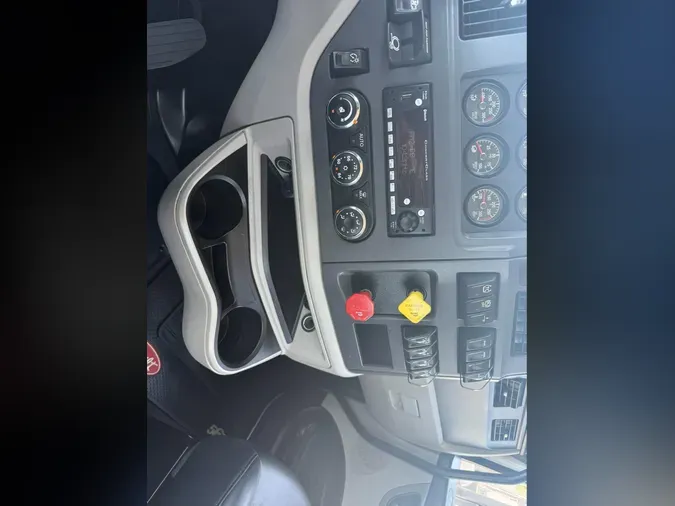 2024 Peterbilt 567