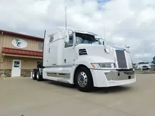 2020 Western Star Trucks 5700