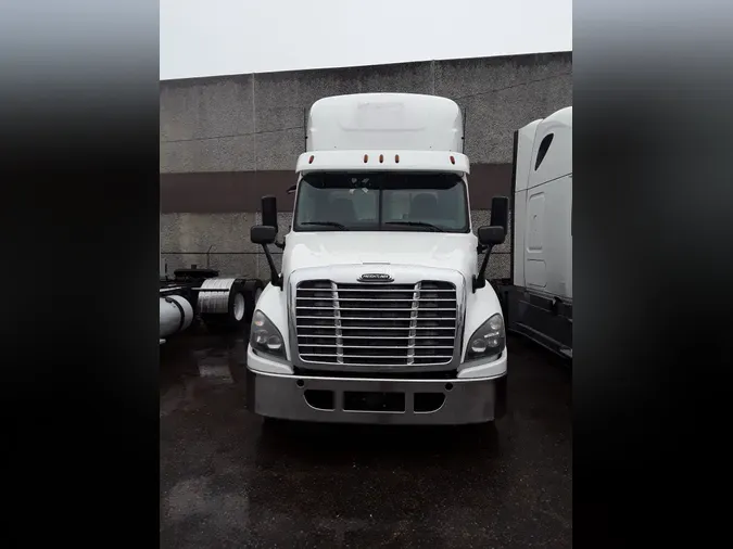 2018 FREIGHTLINER/MERCEDES CASCADIA 125