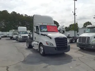 2019 FREIGHTLINER NEW CASCADIA 126