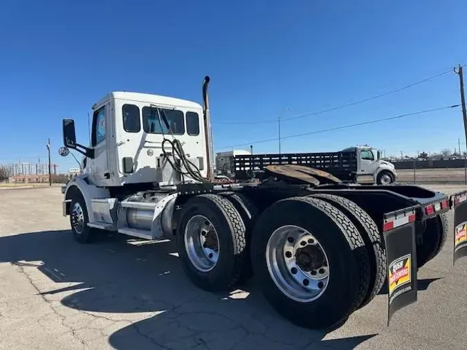 2020 Peterbilt 567
