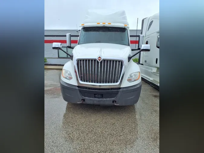 2019 NAVISTAR INTERNATIONAL LT625 SLPR CAB
