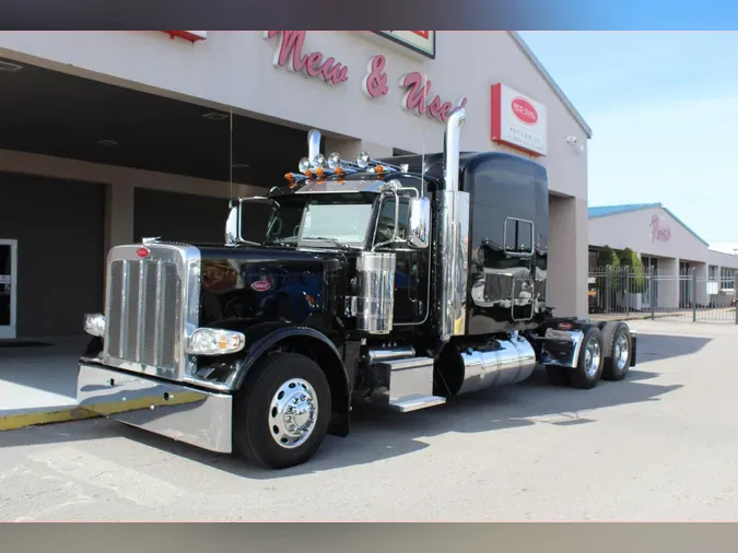 2023 Peterbilt 389