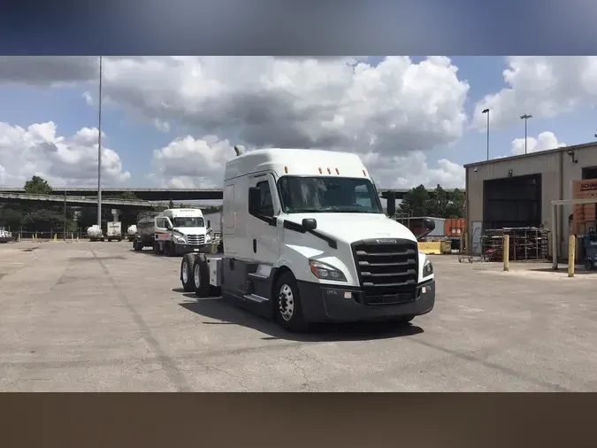 2021 Freightliner Cascadia 1263a9c29e40dd633562ccf6bfecf3226d5