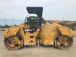 2014 Caterpillar CB64