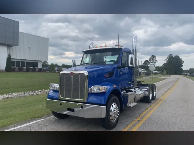 2025 Peterbilt 567