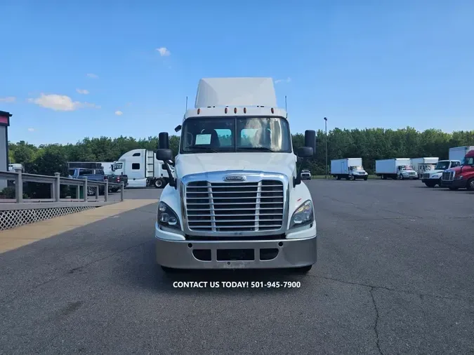 2019 FREIGHTLINER CASCADIA 125