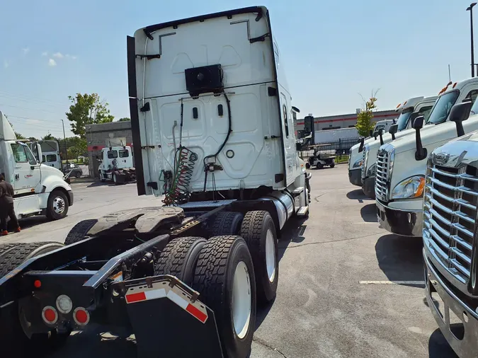 2018 FREIGHTLINER/MERCEDES CASCADIA 125