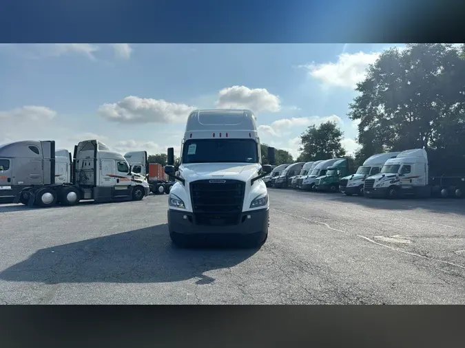 2023 Freightliner Cascadia 1263aaa44efcb0c11c567461af25e2f0f91