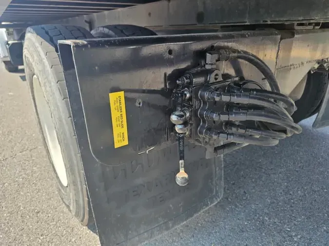 2020 FREIGHTLINER M2 106
