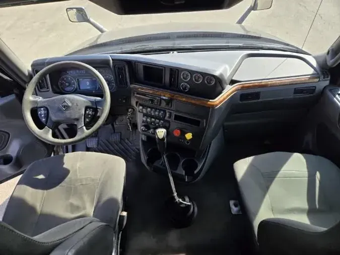 2019 International LT625