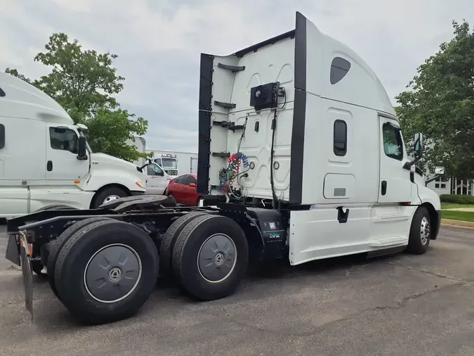 2019 FREIGHTLINER NEW CASCADIA PX12664