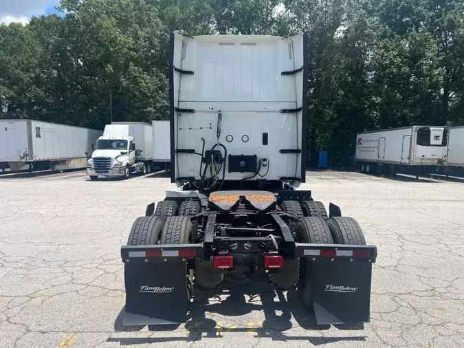 2019 NAVISTAR INTERNATIONAL LT625 SLPR CAB