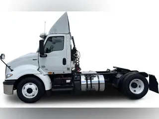 2019 International RH613