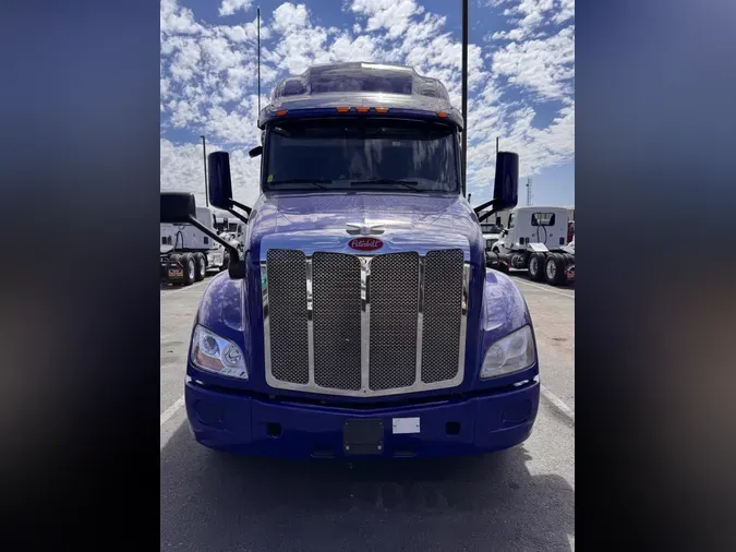 2022 Peterbilt 579