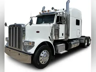 2022 Peterbilt 389