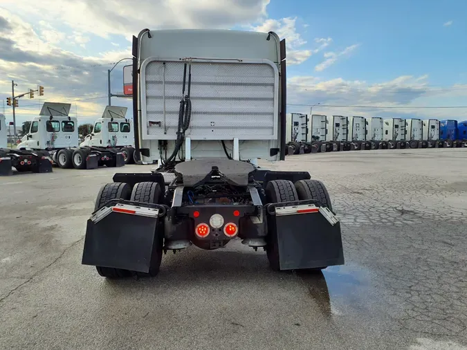 2019 FREIGHTLINER/MERCEDES NEW CASCADIA 126