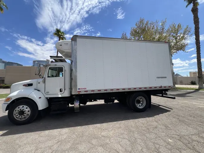 2018 PETERBILT 337